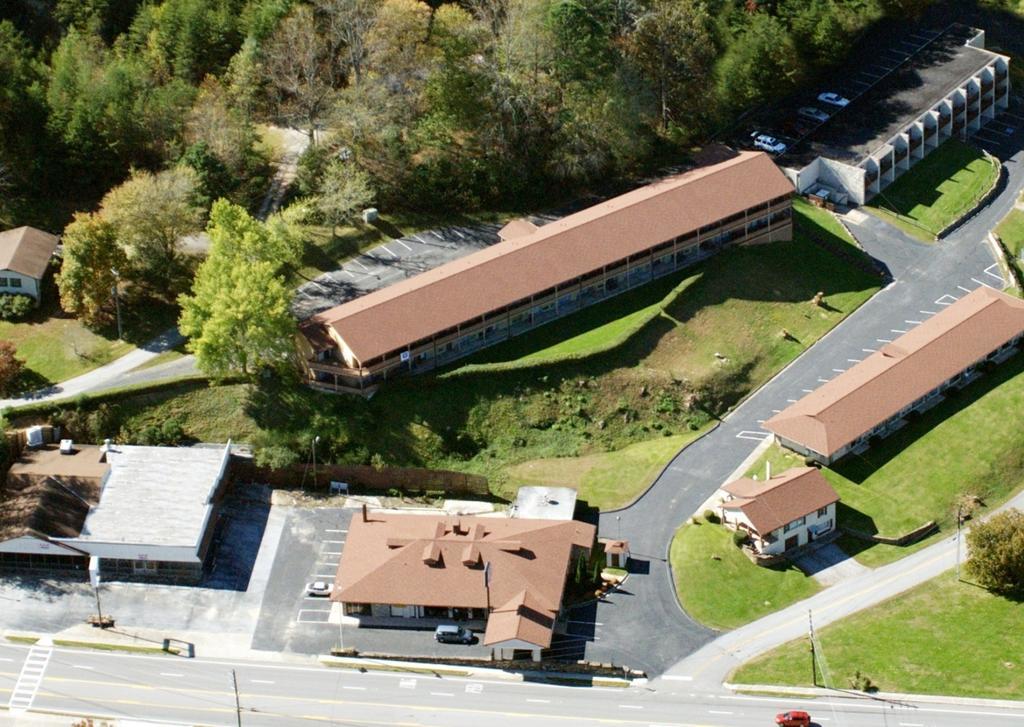 Budgetel Inn & Suites Dillard Esterno foto