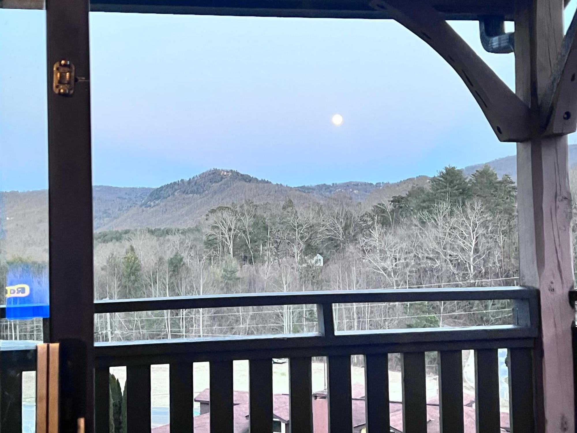 Budgetel Inn & Suites Dillard Esterno foto