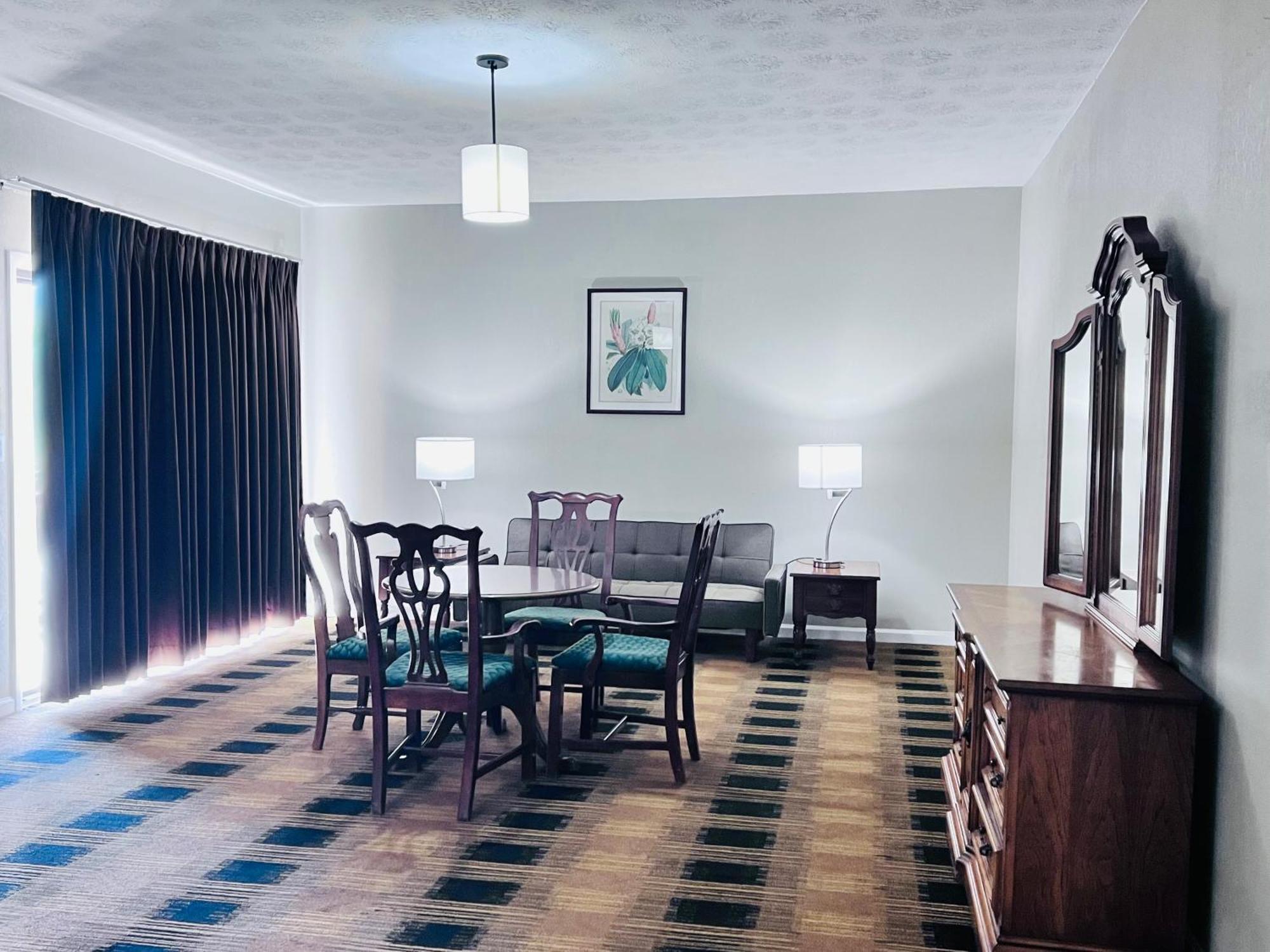 Budgetel Inn & Suites Dillard Esterno foto