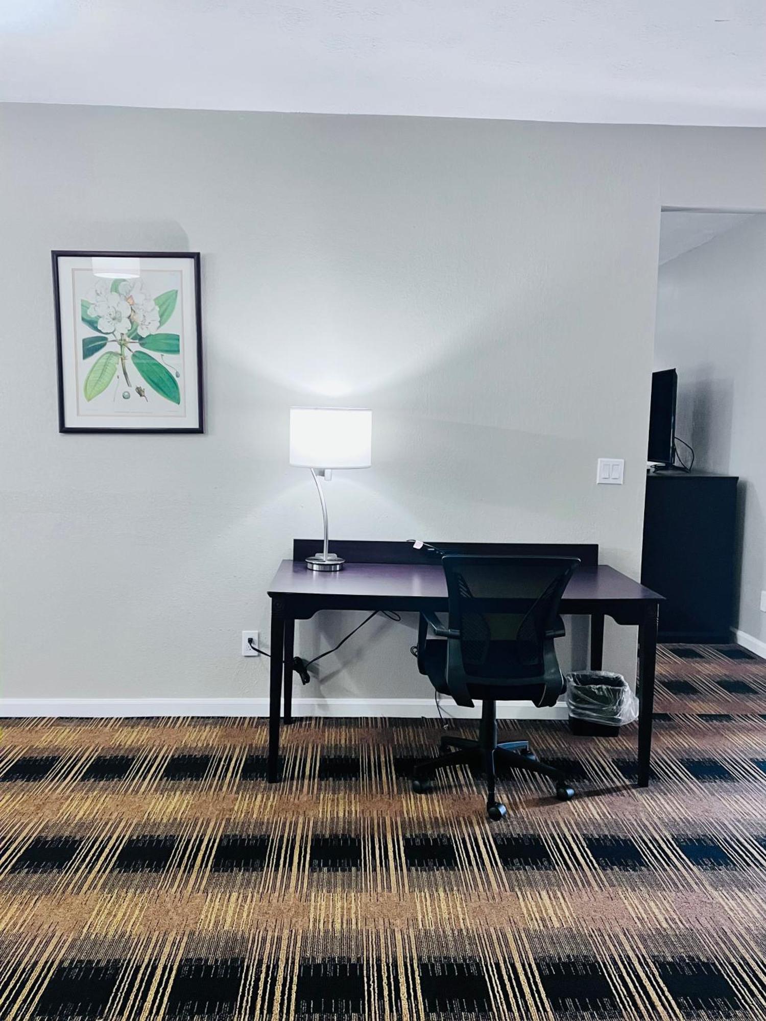 Budgetel Inn & Suites Dillard Esterno foto