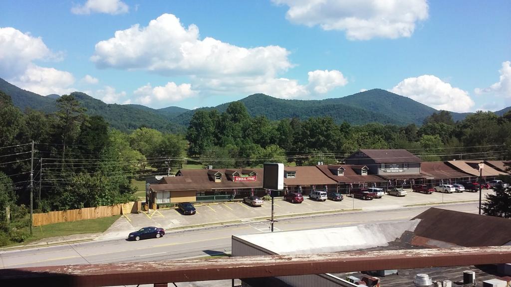 Budgetel Inn & Suites Dillard Esterno foto